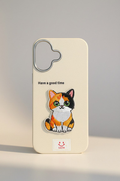 QUSCHU iPhone 16 Uyumlu Kawaii Nakışlı Sevimli Kedili Figürlü Silikon Telefon...