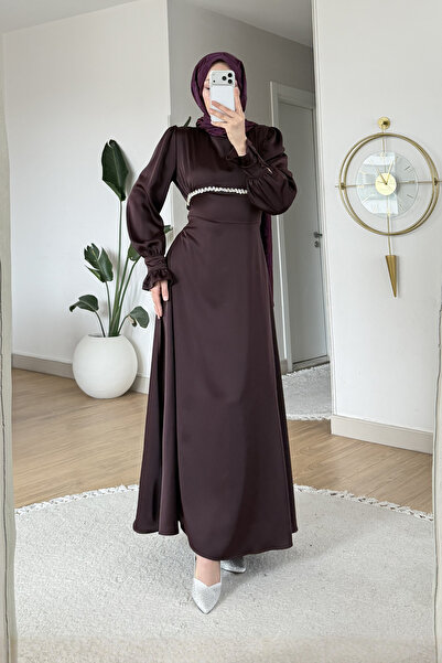 Tesettür Diyarı Ματζουζέλ Τασίτι Σατέν Φόρεμα Χιτζάμπ με Κορδόνια-Διακοσμητικ...