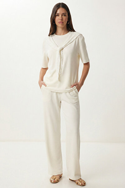 Lovelyİstanbul Σετ Φουλάρι με Λεπτομέρεια Δαντέλας και Μοντάλ Υπο-και Υπερστρ...