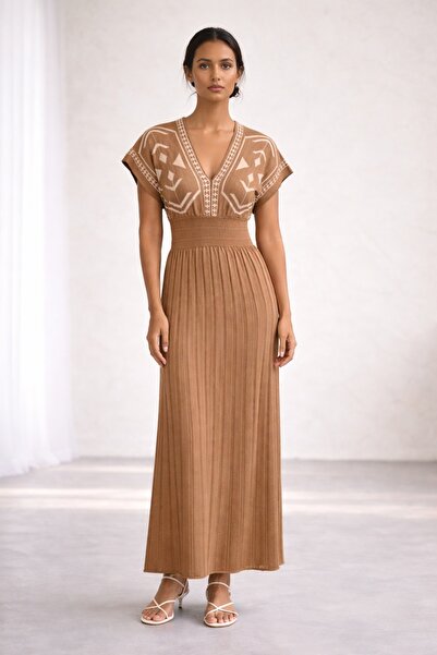 Sea Style Κομψό και άνετο πλεκτό μάξι φόρεμα