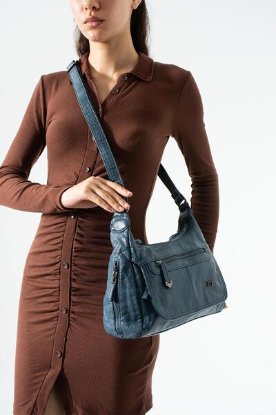 571 Collections Çanta Δερμάτινη τσάντα ώμου με λουράκι, μπλε Μοντέλο: (571-13R)