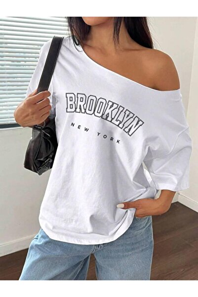 LOUİSA Γυναικείο μπλουζάκι με λαιμόκοψη καγιάκ, με στάμπα Brooklyn New York, ...