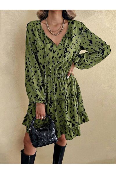 Iuliashop Rochie scurtă verde Undine cu imprimeu negru - S