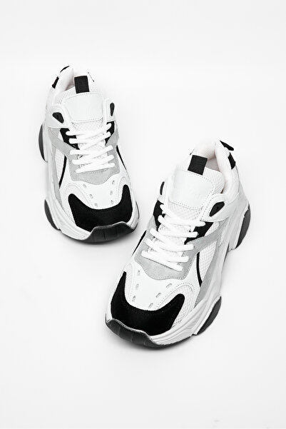 Tonny Black Kadın Beyaz Siyah Rahat Kalıp Poli Taban Bağcıklı Sneaker