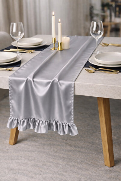 Cherry Bloom Cotton Σατέν Ράνερ με βολάν 40 x 110