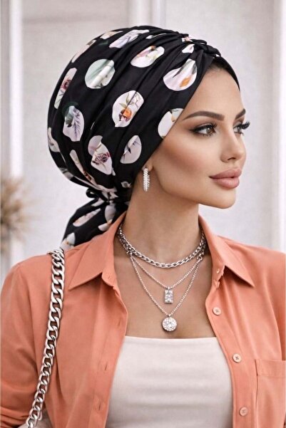 Aişe tesettür Μαύρο και λευκό καπέλο με έτοιμη πόρπη