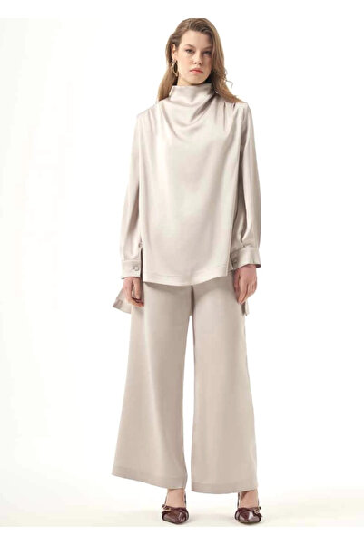 Nuss طقم بتفاصيل كشكشة على الكتف