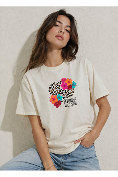 FREAK T-SHIRT Women's Ecru Oversize T-Shirt – Modern Graphic Print, 100% Cott...