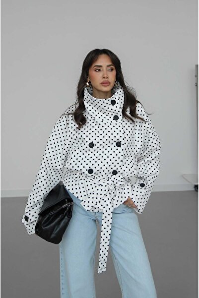 Havoş Λευκή καμπαρντίνα Μεσήνα με πουά, ψηλό γιακά και ζώνη