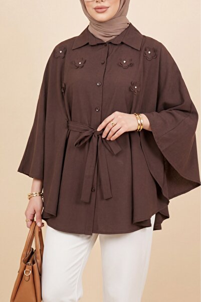 Modamorfo Πόντσο με λεπτομέρεια λουλουδιών στο μπροστινό μέρος, με κορδόνια κ...