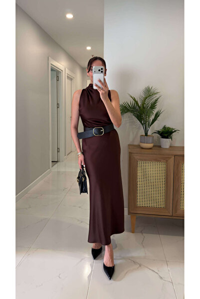 BİRCANÇİL Φόρεμα Missa Kahve χωρίς μανίκια με λαιμόκοψη και ζώνη