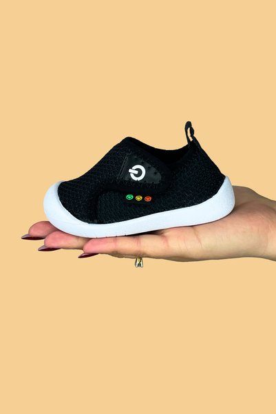 Mumenim Mamba Kids Black Barefoot Non-Slip Flexible Sole Velcro First Step Casual Shoes