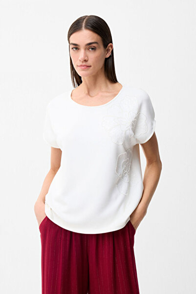 Love My Body Nakış Detaylı T-Shirt
