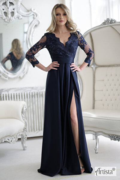 Artista Κομψό μακρύ φόρεμα με δαντέλα και σκίσιμο στο πόδι