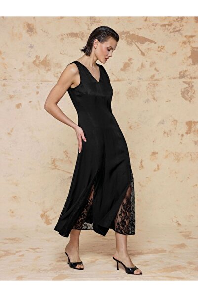 Unique ΦΟΡΕΜΑ ΜΕ ΔΙΑΚΟΣΜΗΣΗ ΔΑΝΤΕΛΑΣ ΣΤΗΝ ΤΕΛΙΚΗ ΜΕΡΙΔΑ ΤΗΣ ΦΟΥΣΤΑΣ