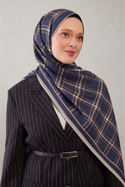 Levidor Καρό ριγέ μοτίβο με λαμπερό κρυστάλλινο κασκόλ