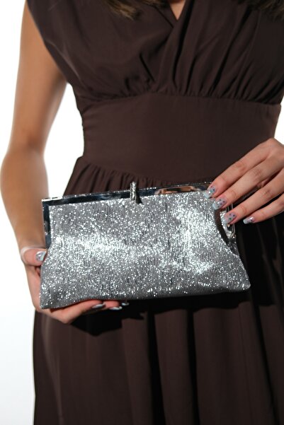 LuviShoes Γυναικεία βραδινή τσάντα φορέματος με ασημένιο σχέδιο 752