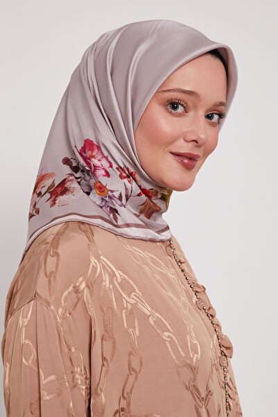 Levidor Λαμπερό κρυστάλλινο φουλάρι με κενό κέντρο και λουλούδια τριαντάφυλλα...