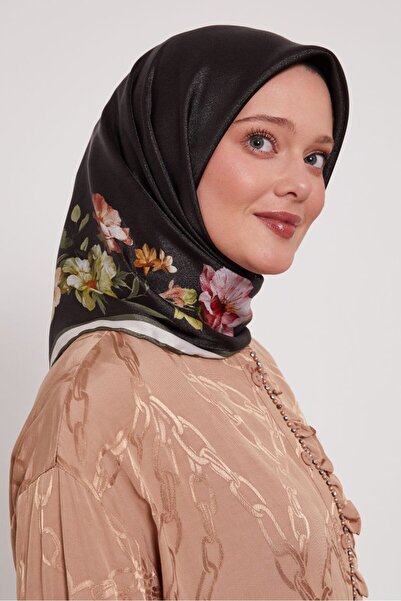 Levidor Λαμπερό κρυστάλλινο φουλάρι με κενό κέντρο και λουλούδια τριαντάφυλλα...