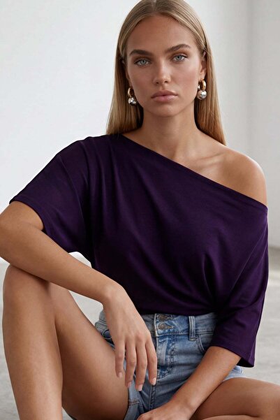 Trend Alaçatı Stili Μπλούζα με λαιμόκοψη καγιάκ σε χρώμα δαμασκηνί Alc-X15475