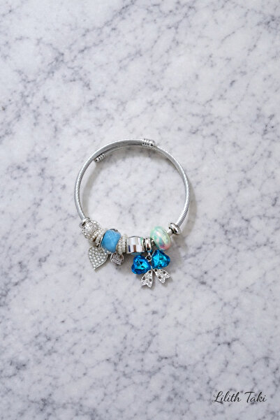 Lilith Takı Charm Bracelet with Blue Stones and Figures – Modern and Eye-Catc...
