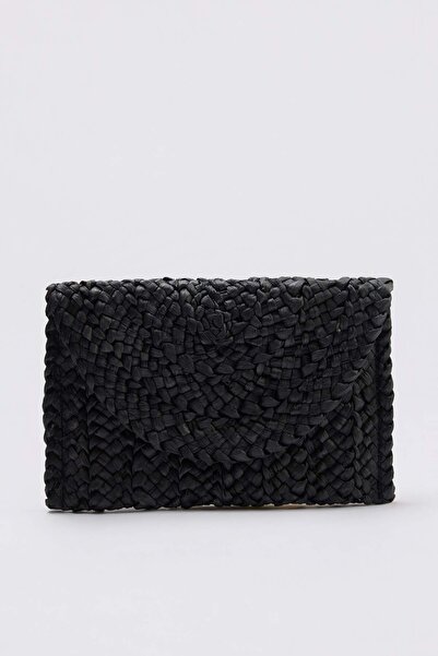 TRENDYOL SHOES Μαύρη ψάθινη γυναικεία τσάντα πορτφόλιο & clutch μικρού μεγέθο...