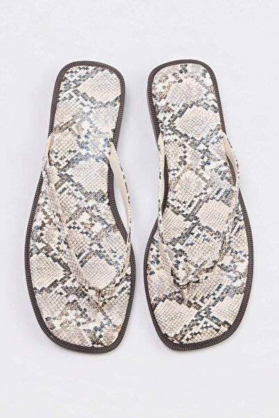 TRENDYOL SHOES Πολύχρωμες Γυναικείες Σαγιονάρες Παντόφλες TAKSS25TE00071