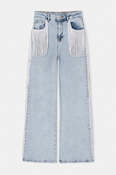 Συλλογή Trendyol Περιορισμένης Έκδοσης Ανοιχτό Μπλε Τζιν με Φούντα και Λεπτομ...