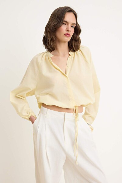 Συλλογή Trendyol Ανοιχτό κίτρινο μαλακό βαμβακερό πουκάμισο με κορδόνι TWOSS2...