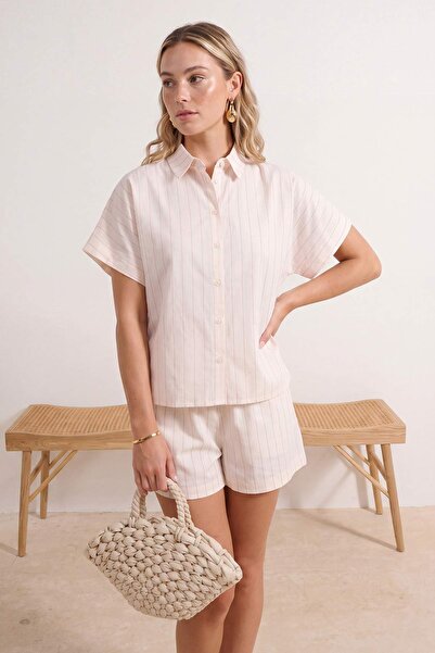 Συλλογή Trendyol Ecru Ριγέ Υφαντό oversized Σετ πουκάμισο παραλίας και σορτς ...