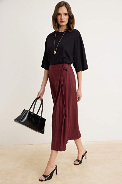 Trendyol Modest Φούστα χιτζάμπ σε γραμμή Α, χωρίς φόδρα, με λεπτομέρεια πλισέ...