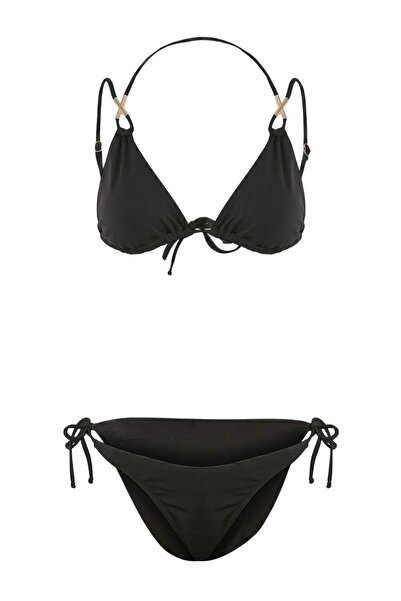 Συλλογή Trendyol Μαύρο Τρίγωνο Καλυμμένο Σετ Μπικίνι με Λεπτομέρεια Αξεσουάρ ...