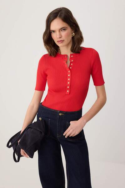 Συλλογή Trendyol Κόκκινη Καλοκαιρινή Πλεκτή Μπλούζα με Λεπτομέρεια από Κορδόν...