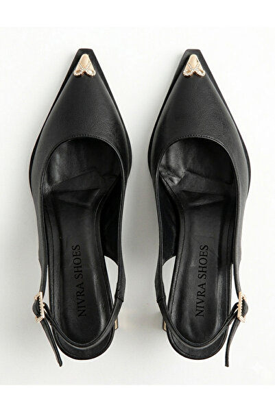 ELEVAM Η αιχμηρή αισθητική της κομψότητας – Μοντέρνο και στυλάτο Παπούτσι με ...