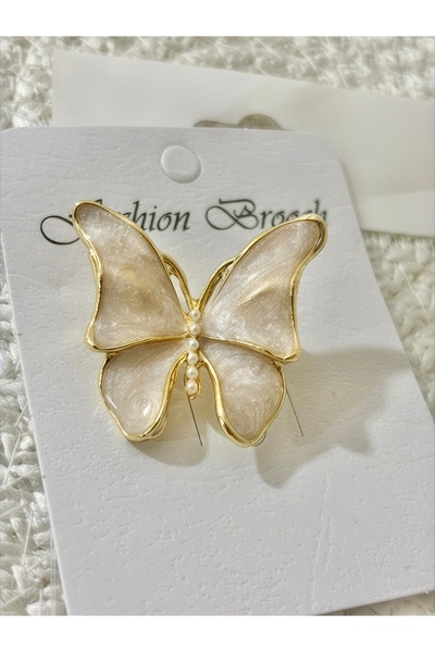 Pearl Elegant Design Butterfly Brooch