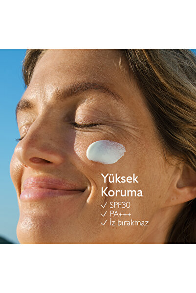 Caudalie Yüksek Koruma Sağlayan Güneş Spreyi SPF30 150ml