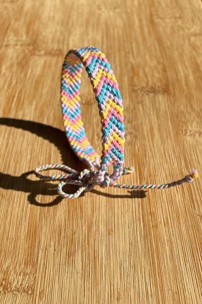 Chic Shoppine Chevron Friend Macrame Bracelet