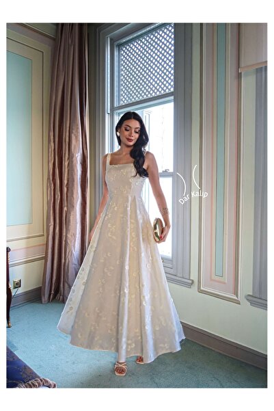 ESRAHELVACI Φόρεμα με τιράντες και λουλούδια Με κέντημα