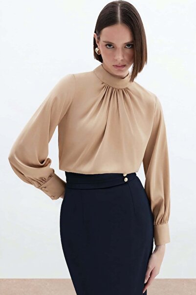 Sateen Σατέν Μπλούζα με Λεπτομέρεια Πέτο - Μπεζ