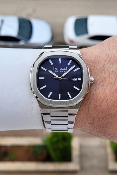 Ferrucci Dial in Navy Blue, Strap in Metallic Color, 2 Years Warranty, 40 mm ...
