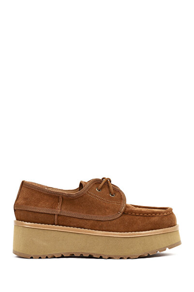 Derimod Pantofi casual Teddy din piele de căprioară, cu talpă groasă, cu șire...