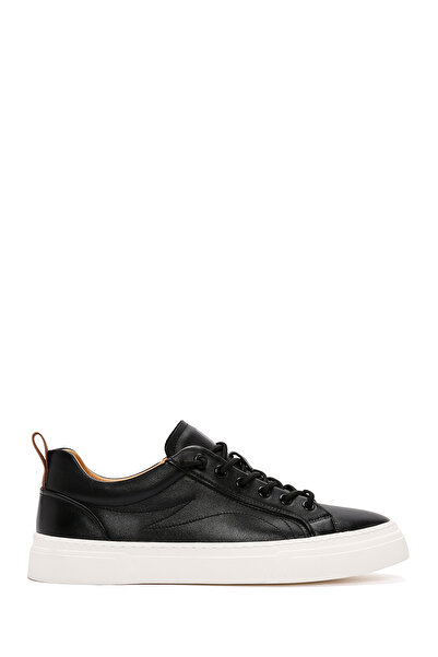 Derimod Erkek Siyah Bağcıklı Kalın Tabanlı Deri Sneaker 26SFD690918