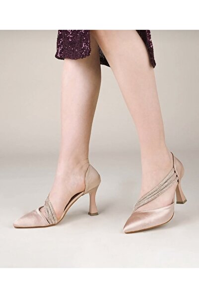 Hacıoğlu Ayakkabı Γυναικεία κομψά παπούτσια με τακούνι Hco Satin Banded Stone