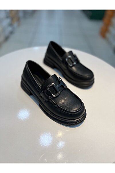 Alphus Κομψές γυναικείες μπαλαρίνες με αγκράφα Serrace