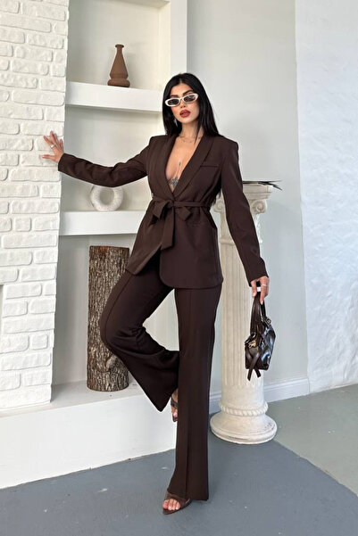 Moda İkra Σετ παντελόνι με κουμπιά και λεπτομέρεια με ζώνη