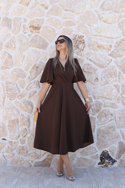 bytugcekaya Καφέ φόρεμα με βολάν στα μανίκια και μακριά φούστα