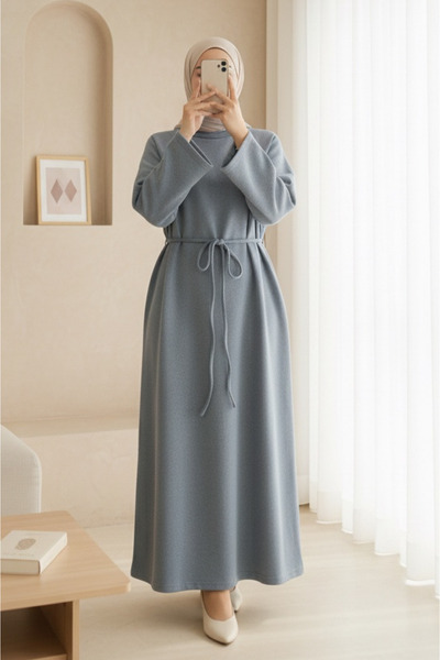 HİJABAYA Φόρεμα Σελανίκης με στρογγυλή λαιμόκοψη και δεμένη μέση
