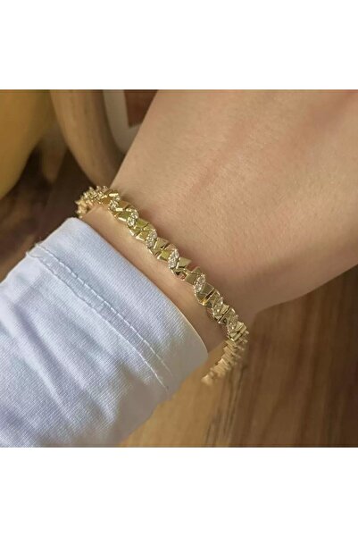 Deesse Latelier Gold Crystal Edge Vip Bracelet
