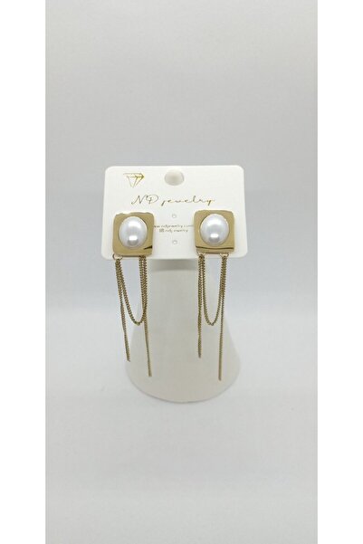 ndjewelry أقراط مرصعة باللؤلؤ مع تفاصيل سلسلة