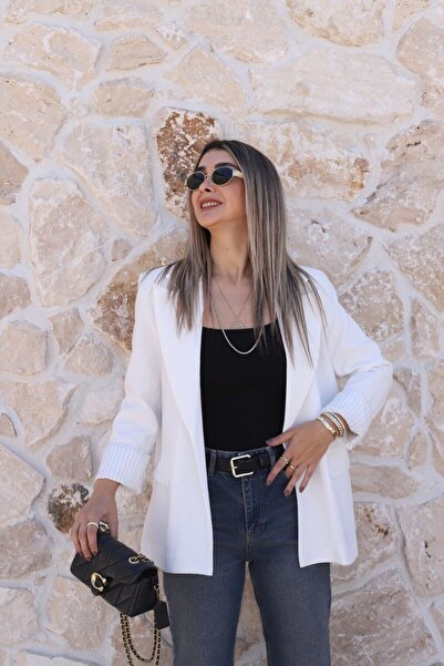 bytugcekaya Λευκό λινό μπλέιζερ με ριγέ επένδυση